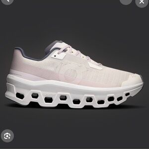 On Running Women's Light Pink Sneakers